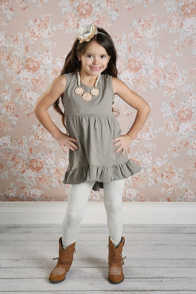 Sutton Button Leggings - Oatmeal - Pearls and Piggytails