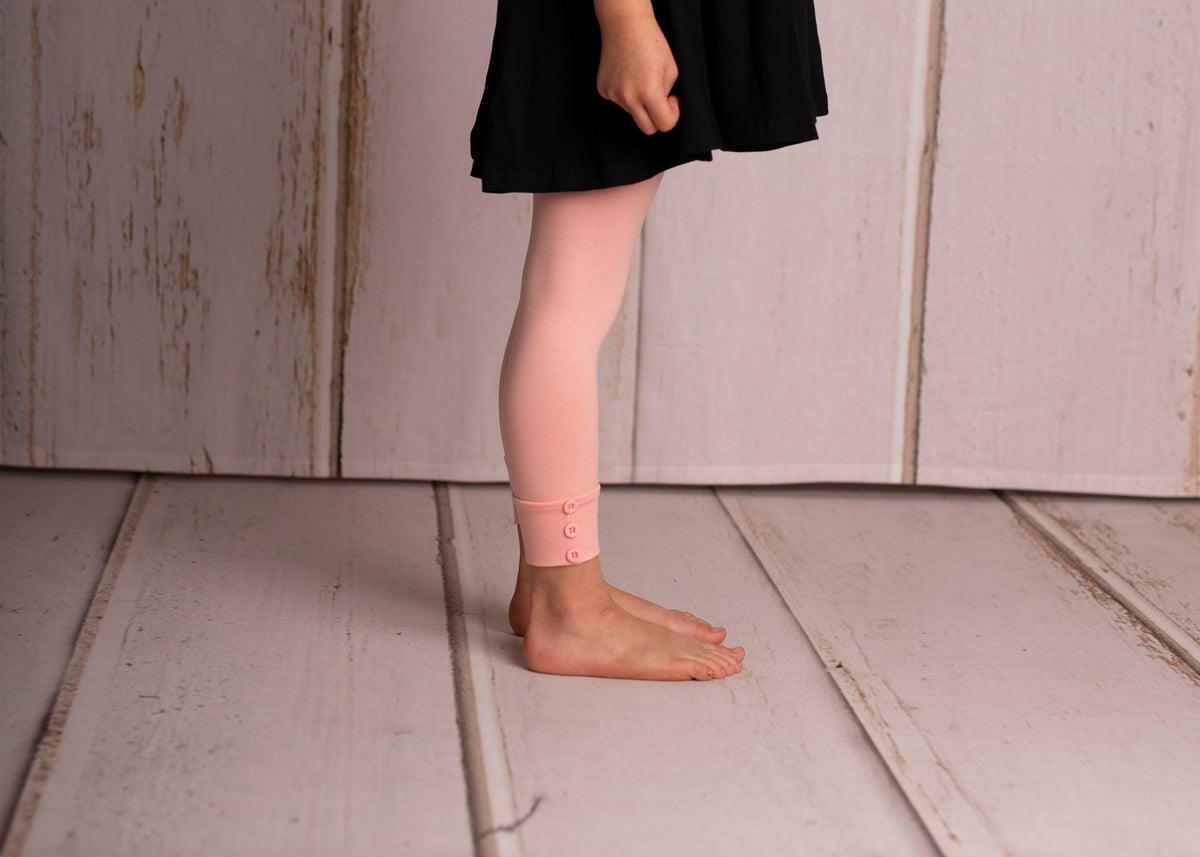 Capri Sutton Button Leggings - Peach
