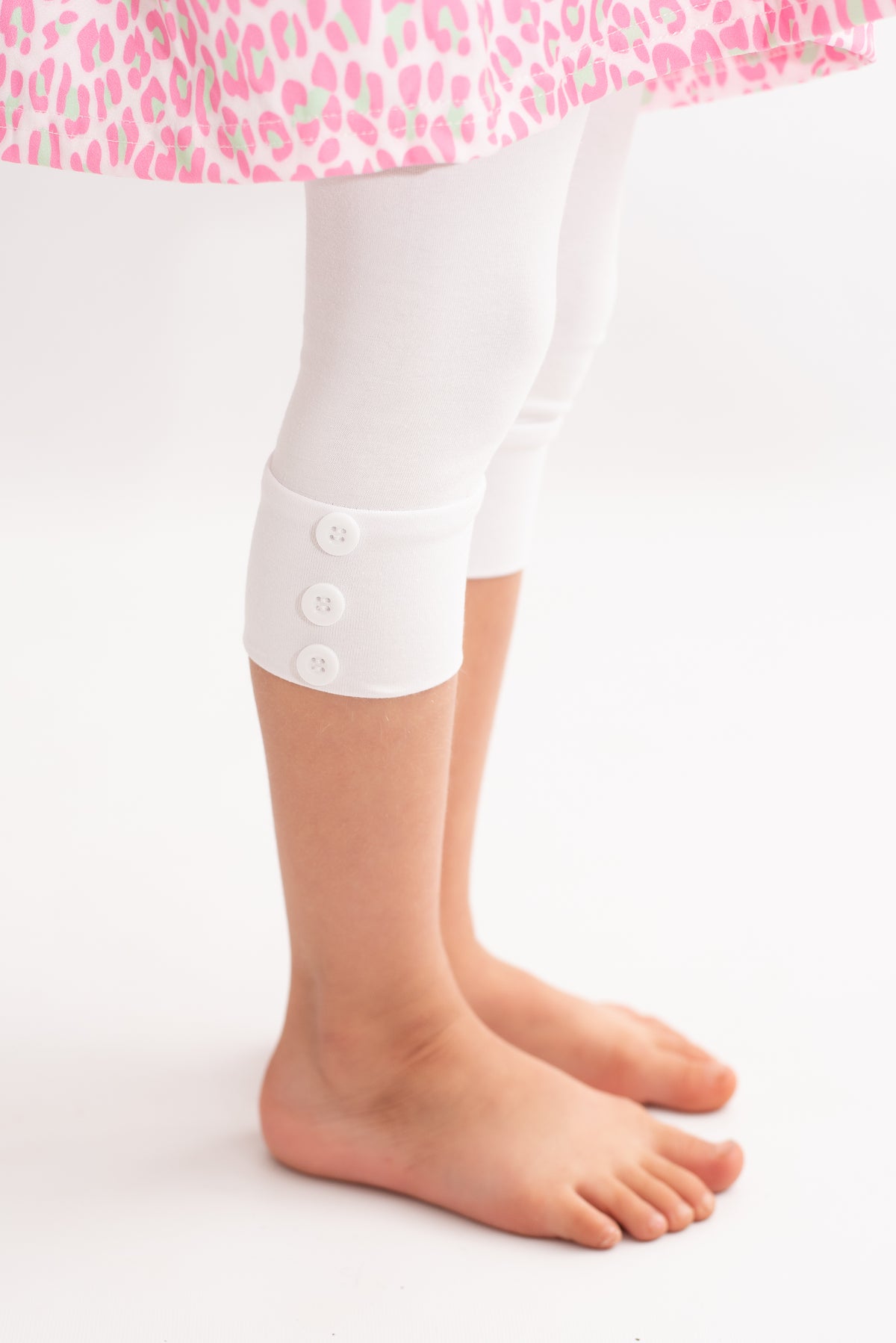 Capri Sutton Button Leggings - White