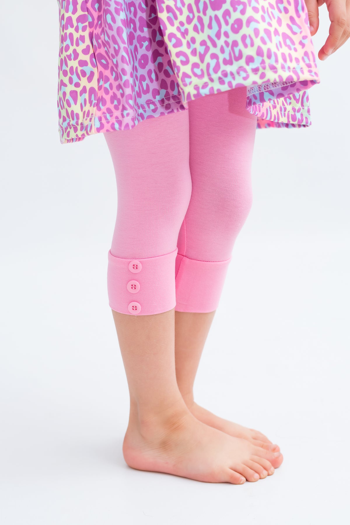 Capri Sutton Button Leggings - Pink